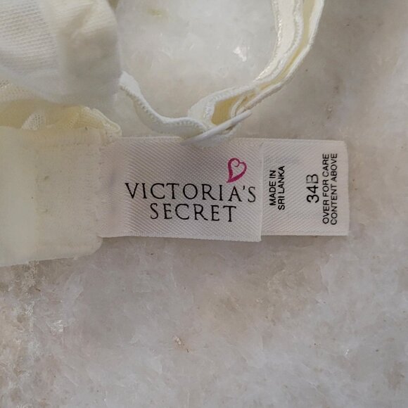 Victoria's Secret Cream Lace Bra 34B - Picture 4 of 5